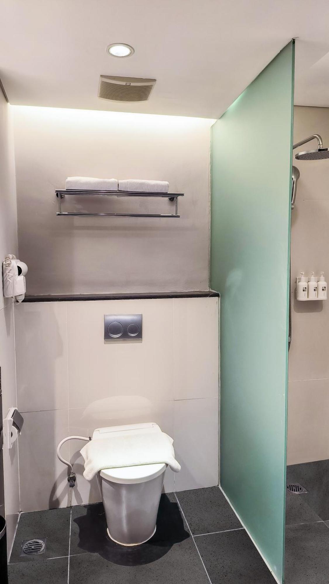 Swiss-Belhotel Bogor Kültér fotó