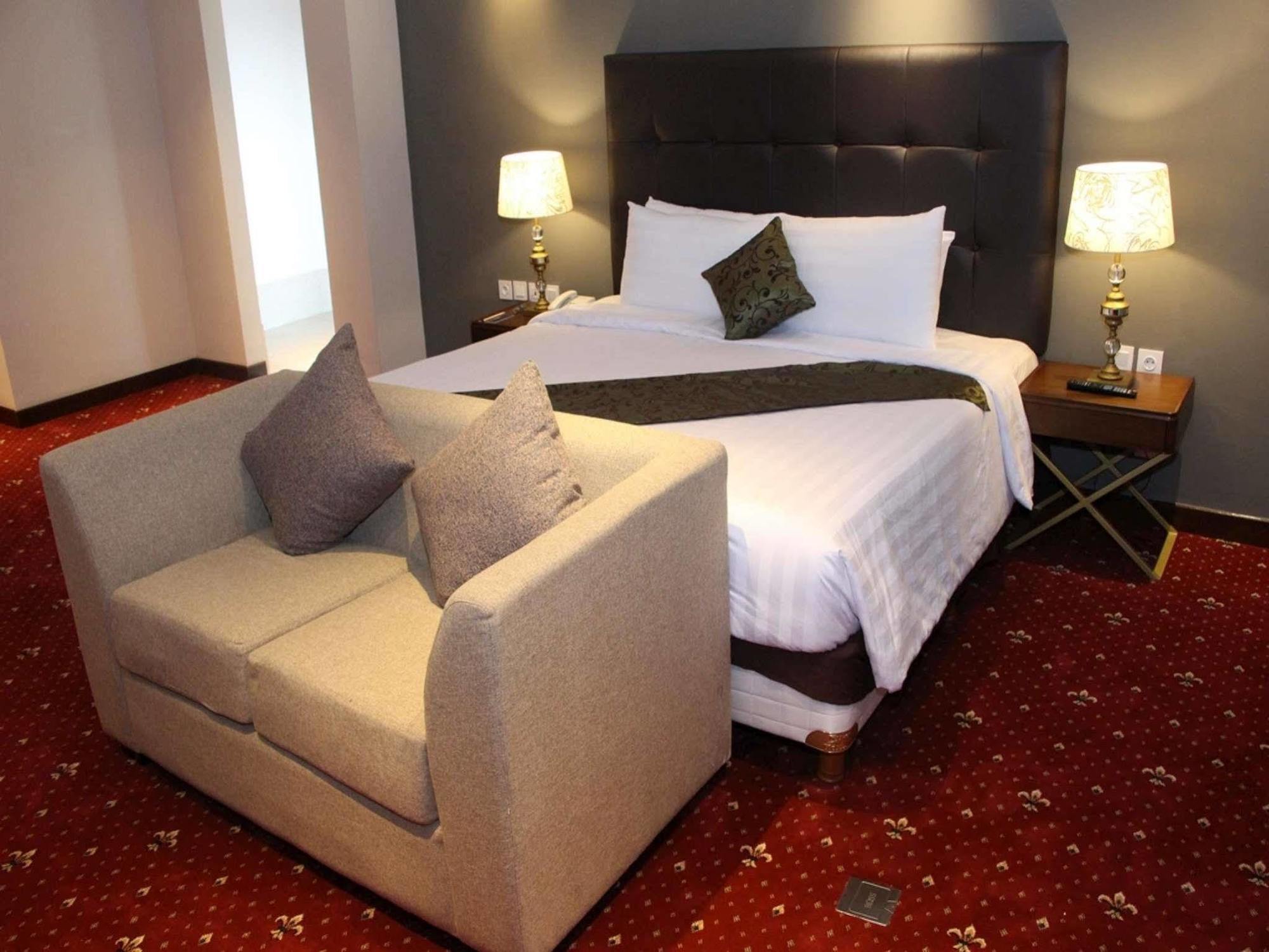 Swiss-Belhotel Bogor Kültér fotó