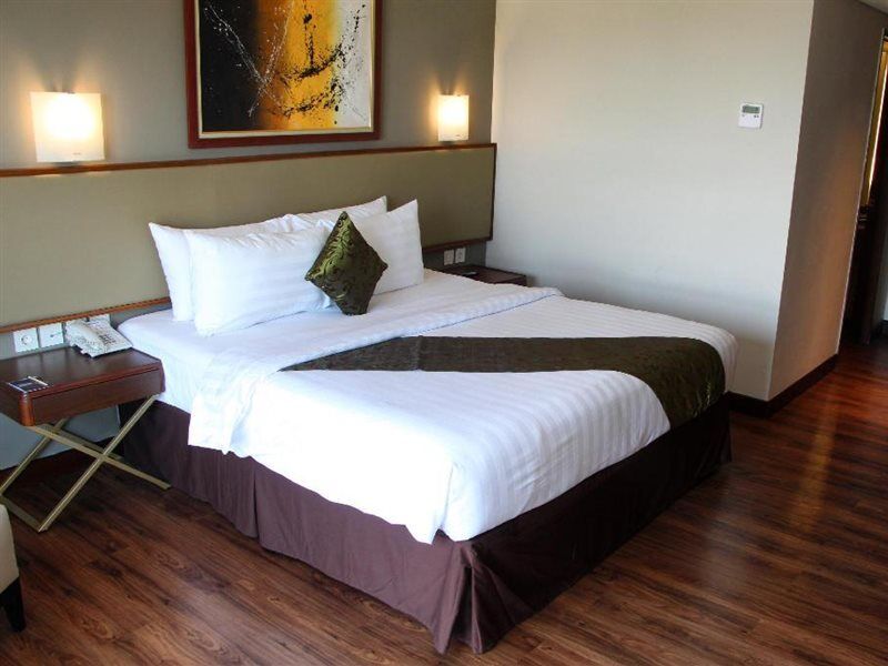 Swiss-Belhotel Bogor Kültér fotó